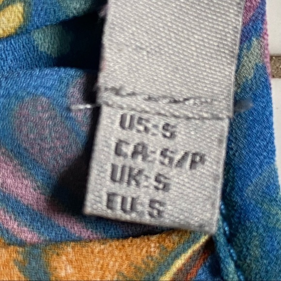 Dalia Bell Sleeve Blouse Size Small Blue‎ Floral Print - Picture 6 of 9